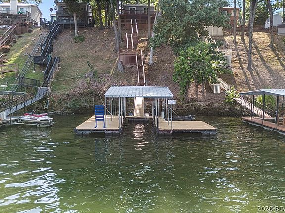 3rd image of 2845 Twin Rivers Point