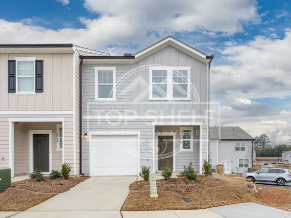 2010 Ayla Dr, Douglasville, GA