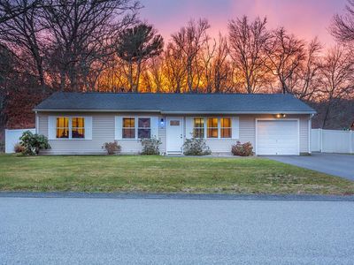 36 Meadowood Dr, Dartmouth, MA, 02748