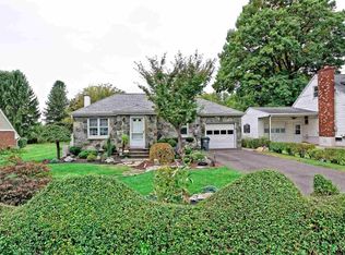 3 Willow Ln, Rensselaer, NY 12144