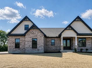 2795 Venice Crossing Dr, Trenton, OH 45067