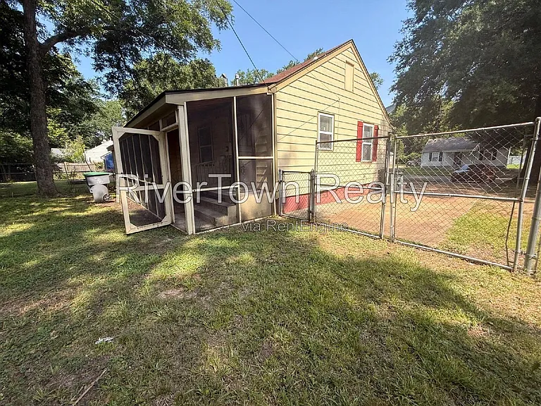 3889 Tuggle Ave — Photo 12