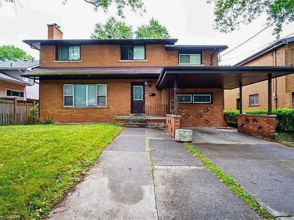 47 Bowman St, Hamilton, ON L8S 2T5