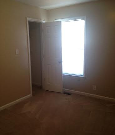 5th image of 1596 Cedar Springs Cir