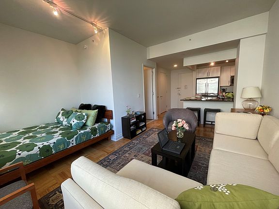 5th image of 1510 Lexington Ave APT 15A