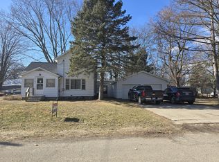 307 Broadway St, Colon, MI 49040