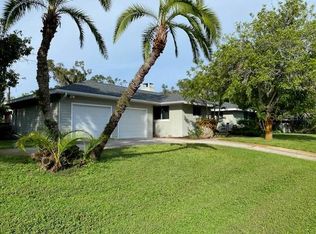 7414 Broughton St, Sarasota, FL 34243