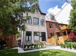 900 Manning Ave, Toronto, ON M6G 2X4
