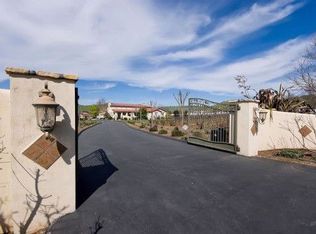 1154 Stony Brook Dr, Hollister, CA 95023