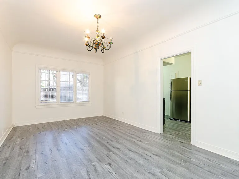 4th Ave 6Plex — Photo 23