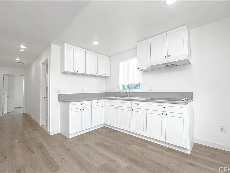 250 E 79th St #1/2 — Photo 2