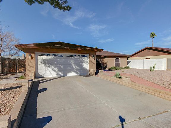 2nd image of 11014 N 54th Dr