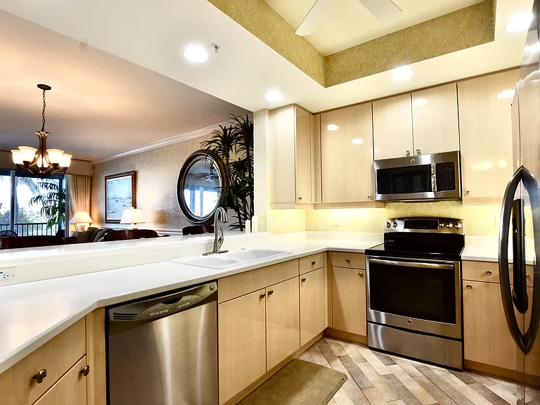 430 Cove Tower Dr #1-302 — Photo 32