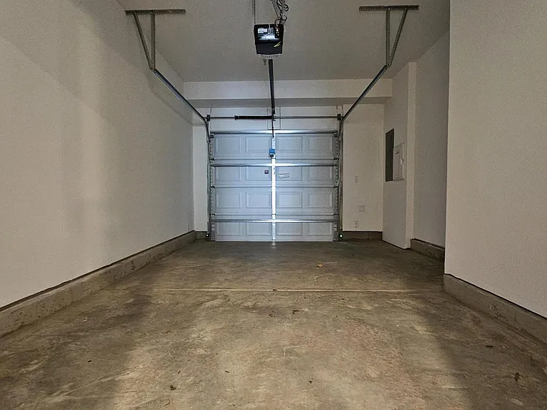 1236 S Person St #101 — Photo 10