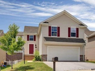 11 Barberry Ct, Manchester, PA 17345