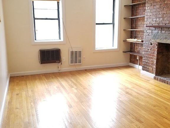 3rd image of 506 E 6th St #4S