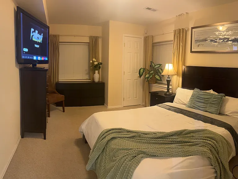 Queen bed
