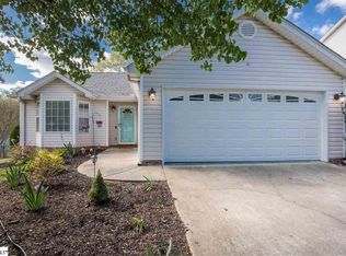 1 Meadow Hill Way, Taylors, SC 29687