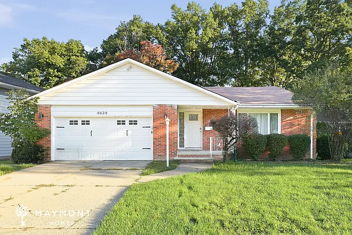 3 bed, 2.5 bath, 1748 sqft, $1,895 — Photo 1