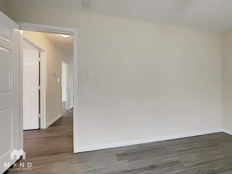 21818 Grassy Hill Ln — Photo 10