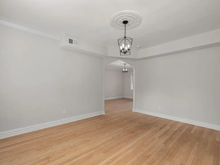 Dining room.