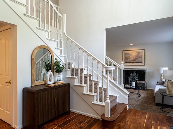 2nd image of 4380 NW Canary Pl