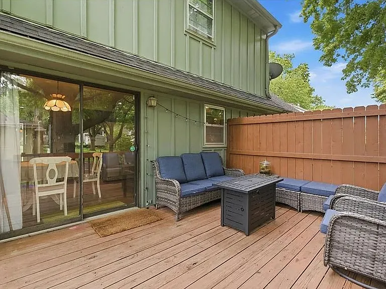 1100 SW Mic O Say Dr — Photo 18