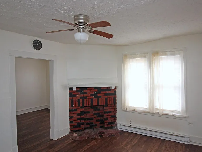 223 Spencer Ave #5 — Photo 2