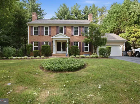 1019 Farm Haven Dr, Rockville, MD 20852
