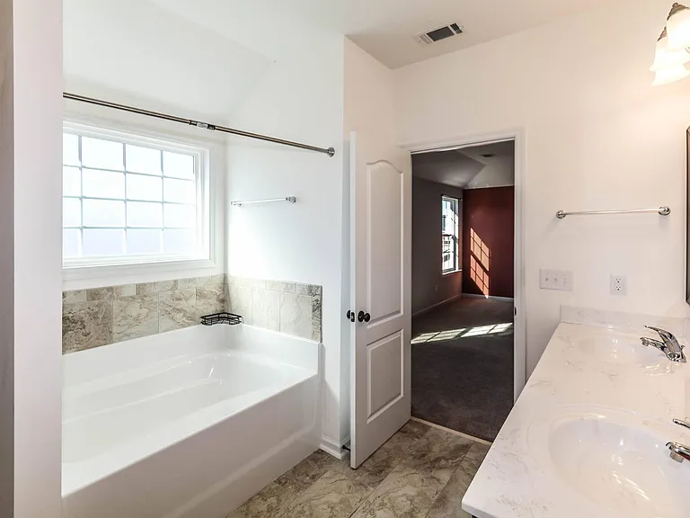 5193 Copse Dr — Photo 27