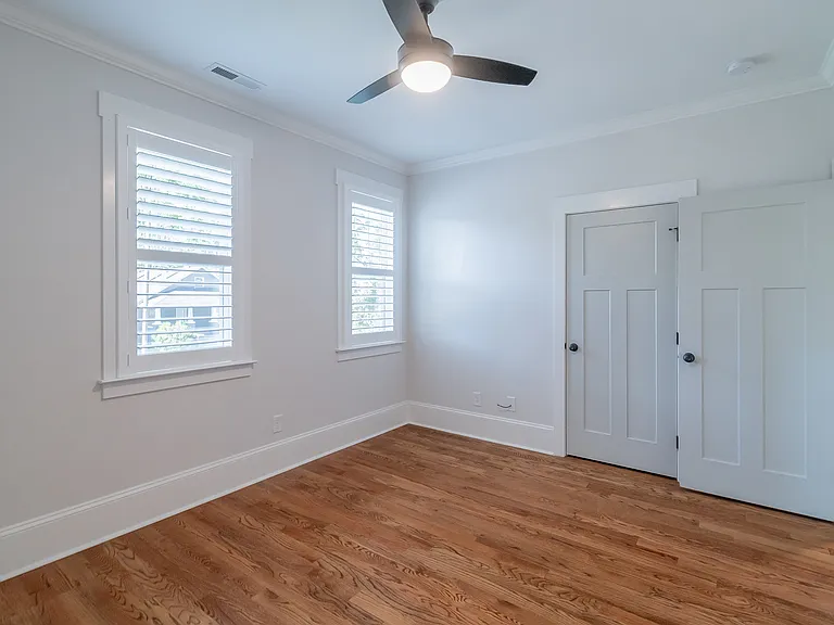 1005 State St — Photo 36