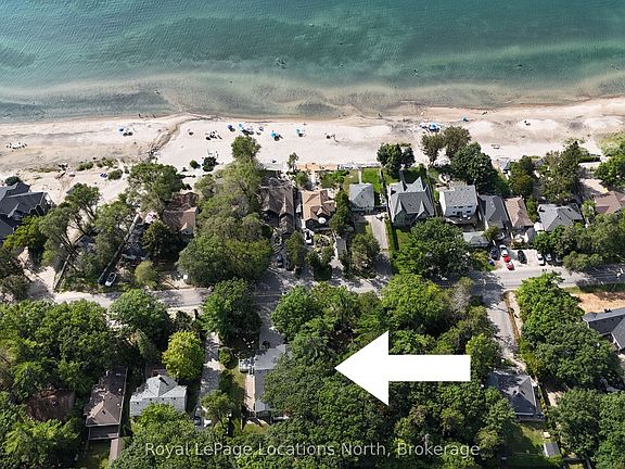 4th image of 2225 Tiny Beaches Rd S