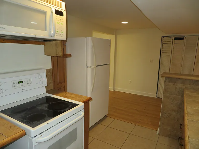 1381 Hazel Nut Ct — Photo 12
