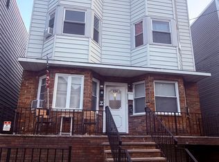 134 W 27th St, Bayonne, NJ 07002