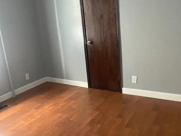 148-05 225th Street image 6 of 10