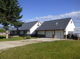 685 Honeyhouse Ln, Corvallis, MT 59828