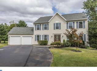 351 Cricket Ln, Harleysville, PA 19438