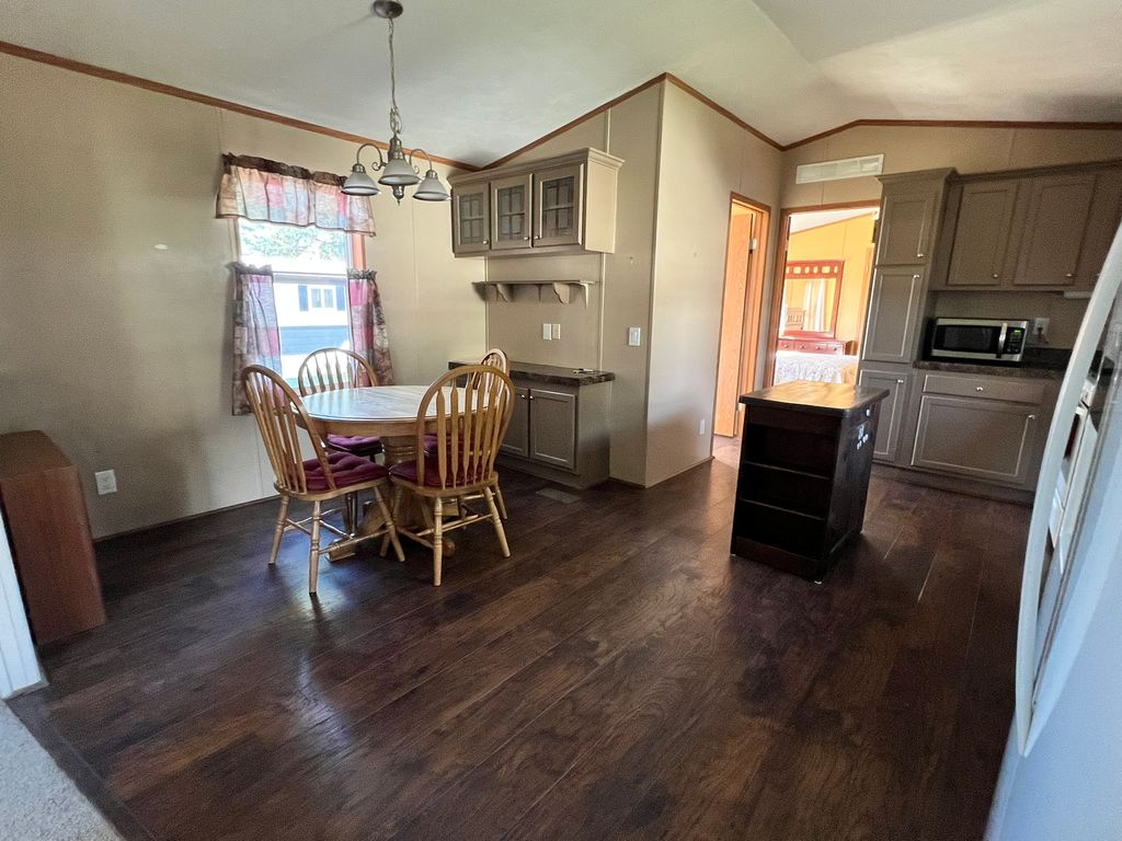 2211 W Mulberry St Lot 10