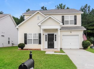 728 Raindrops Rd, Gastonia, NC 28054