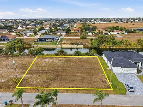 932 NW 9th Ave, Cape Coral, FL 33993