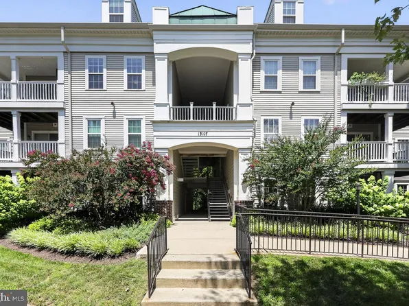 13107 Millhaven Pl #6-A, Germantown, MD 20874