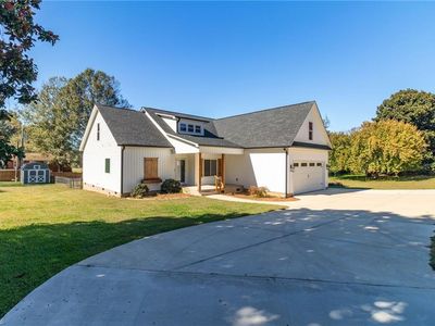 3806 SE School Rd, Greensboro, NC, 27406