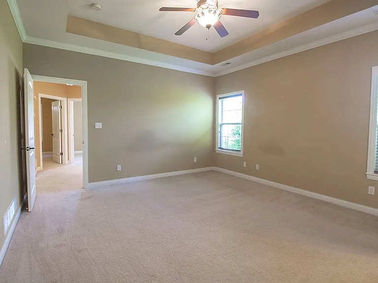 5305 Chamois Dr — Photo 20