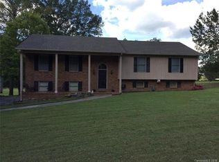 177 Summerlea Dr, Charlotte, NC 28214