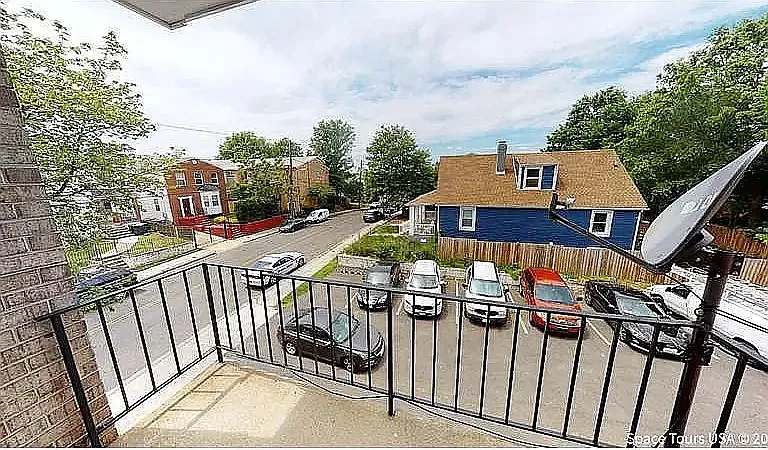 5048 C St SE #1 — Photo 1