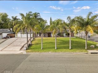 7811 Live Oak Dr, Riverside, CA 92509