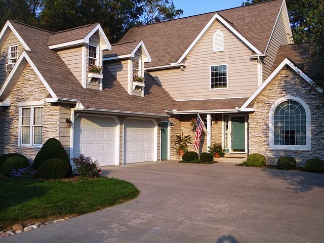 1st image of 4908 N Waterford Pl