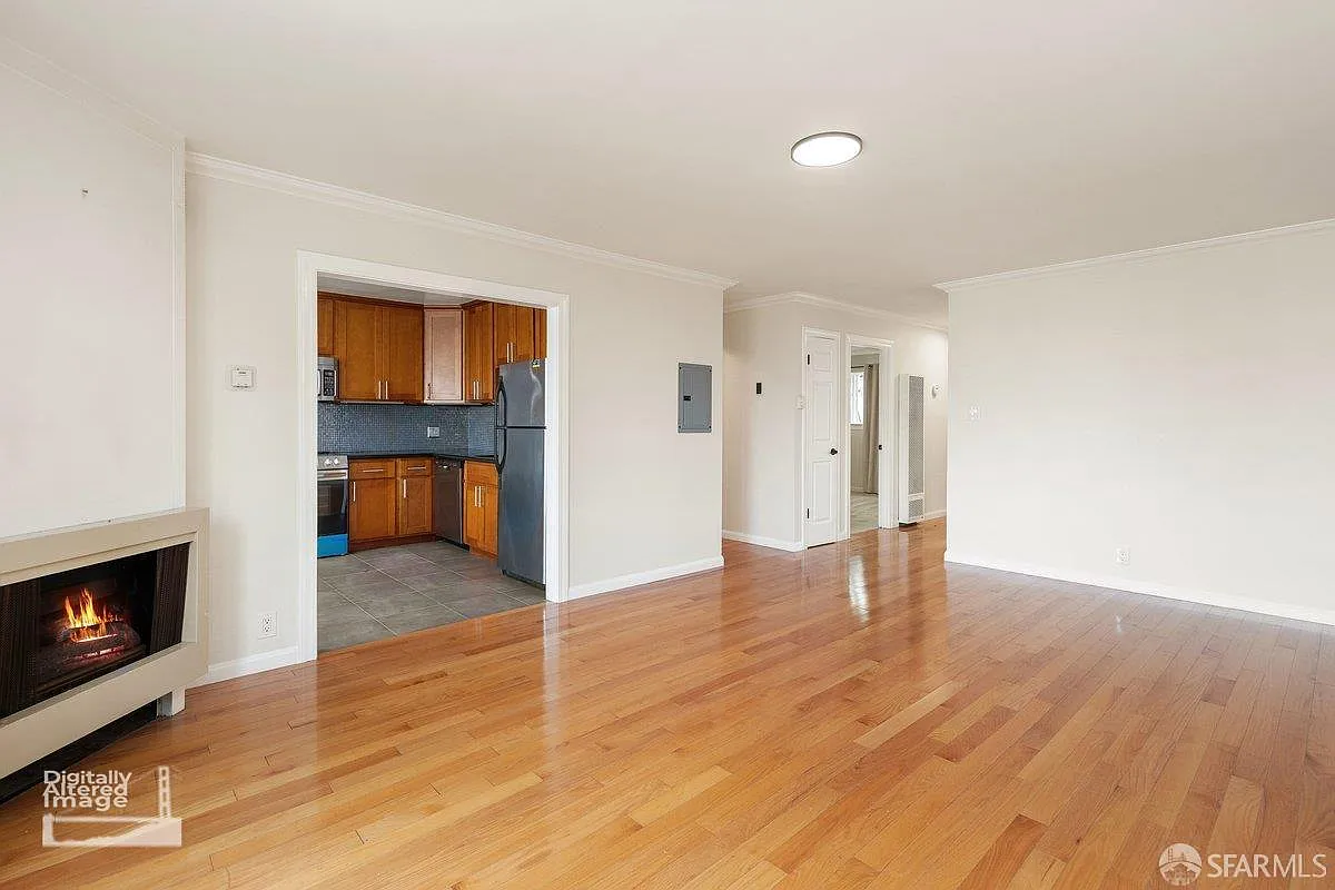 2 bed, 1.0 bath, 1000 sqft, $6,500 — Photo 3