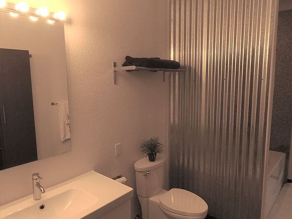 5th image of 3236 E Chandler Blvd Unit 2097