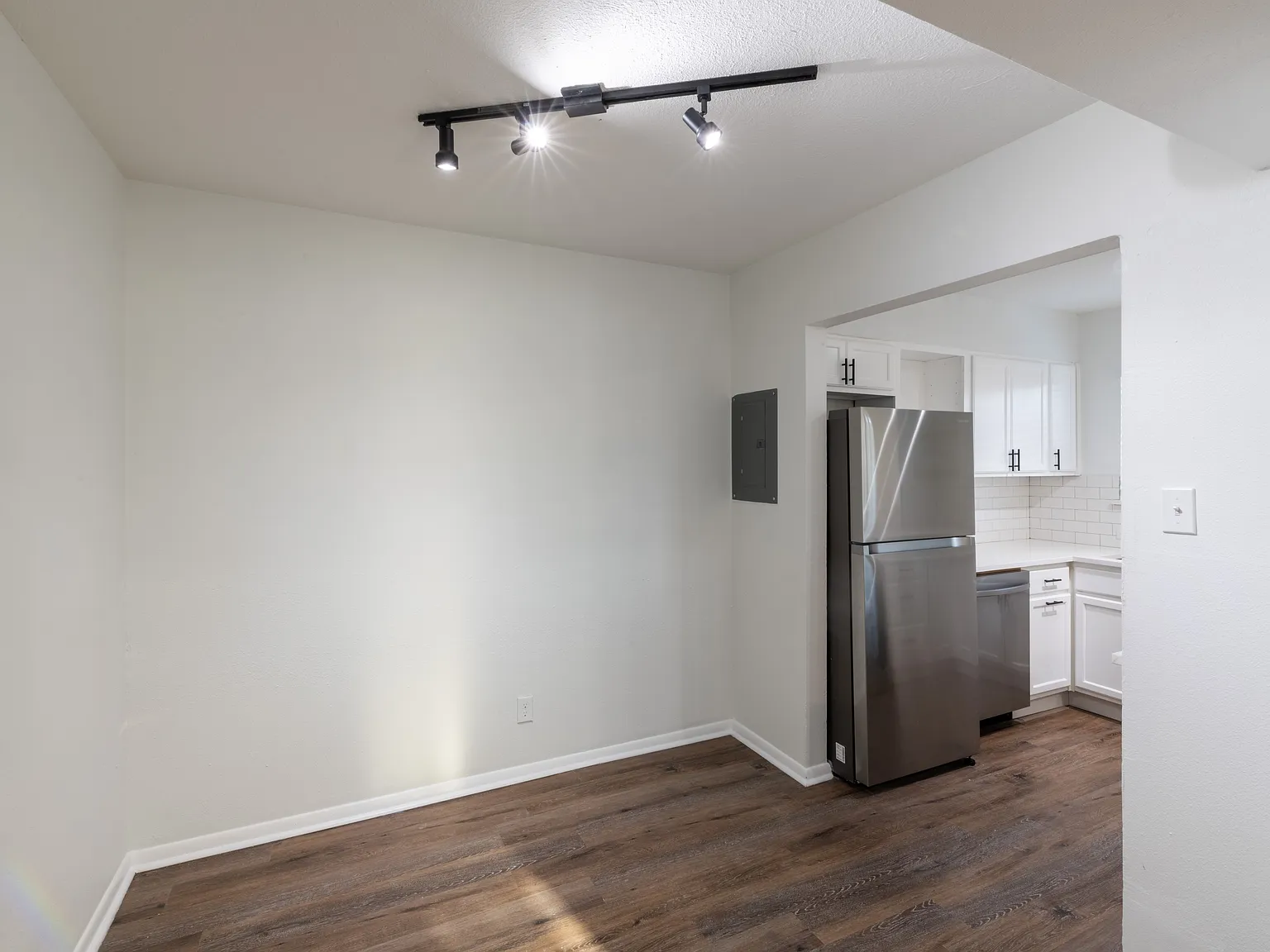 1 bed, 662 sqft, $1,100 — Photo 2